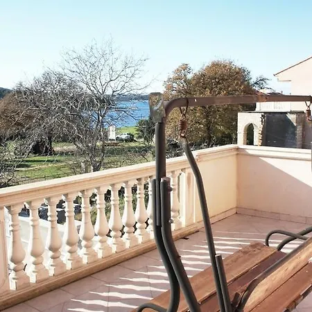 Appartamento Esperienza Vista Mare 6 *