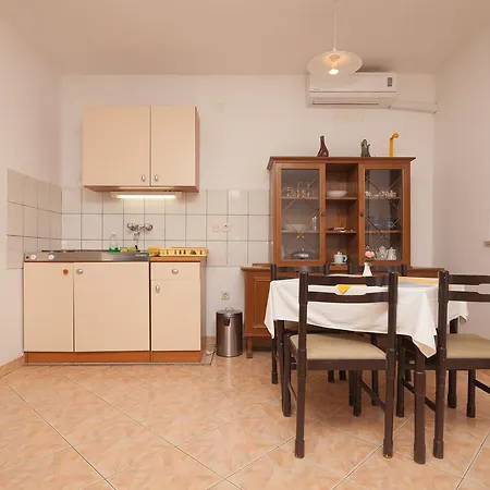 Appartamento Esperienza Vista Mare 6 *